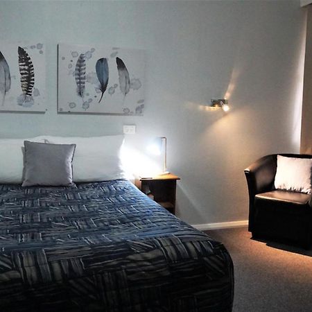 Harden Country Motel Room photo